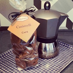Canistrelli Café